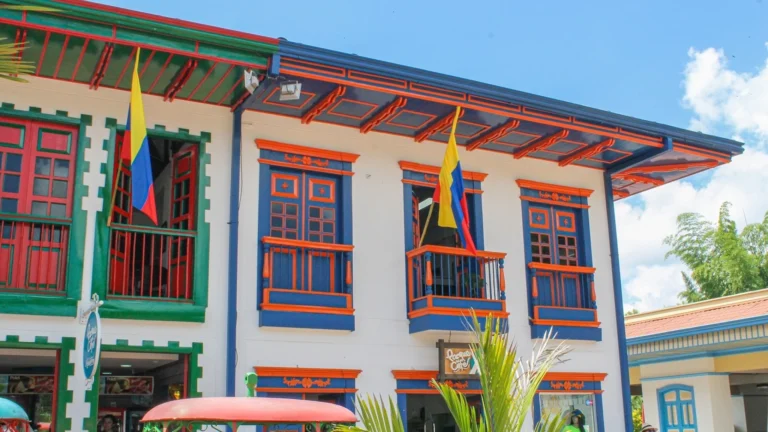 Excursión Terrestre Al Eje Cafetero Desde Medellín, ¡Viaja este viernes 16 de enero de 2026!